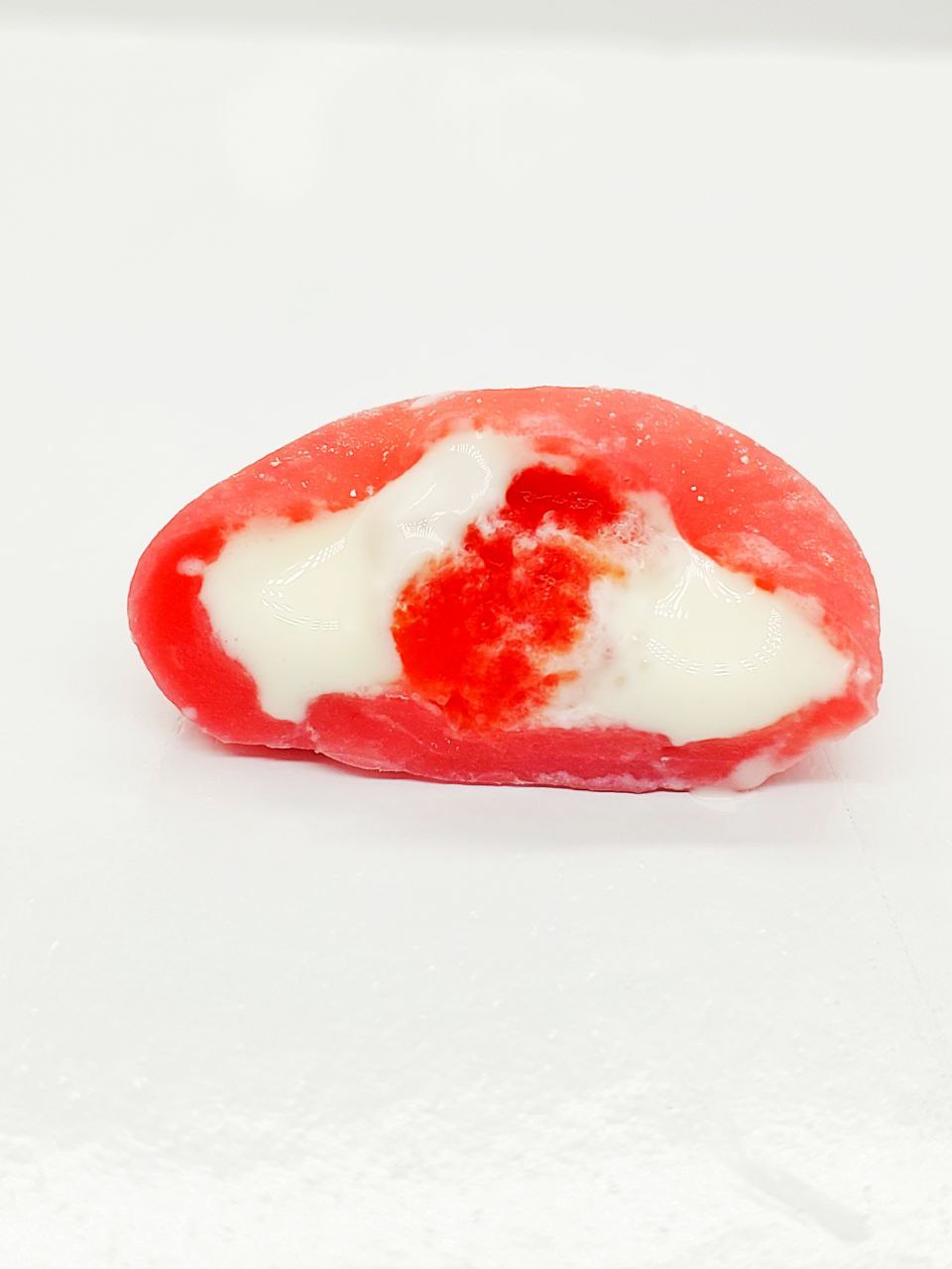 Клубничный пломбир